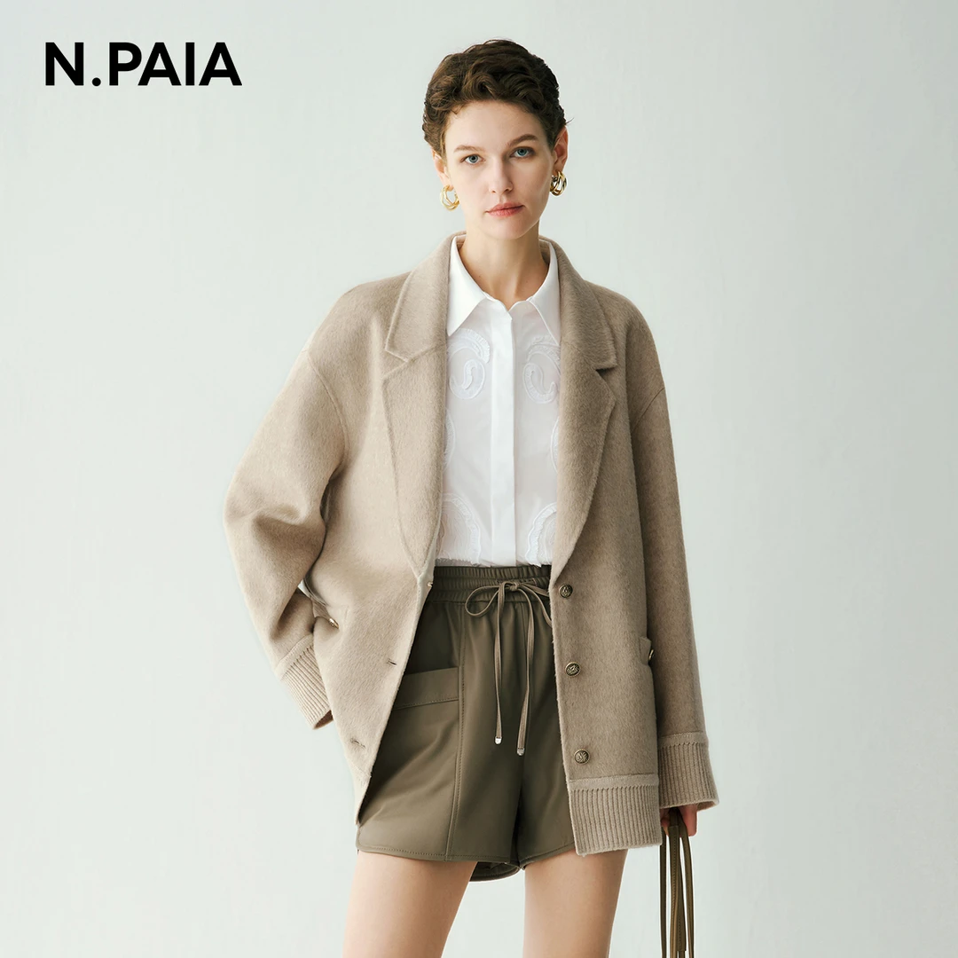 恩派雅2024秋新款阿尔巴卡螺纹拼接一手长毛呢短外套女XNJIW1214A