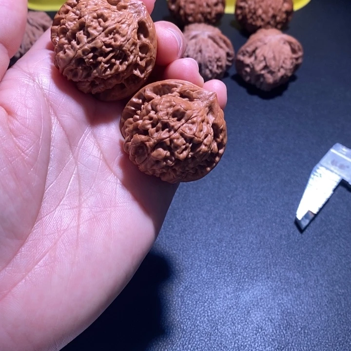 文玩核桃吊坠官帽38