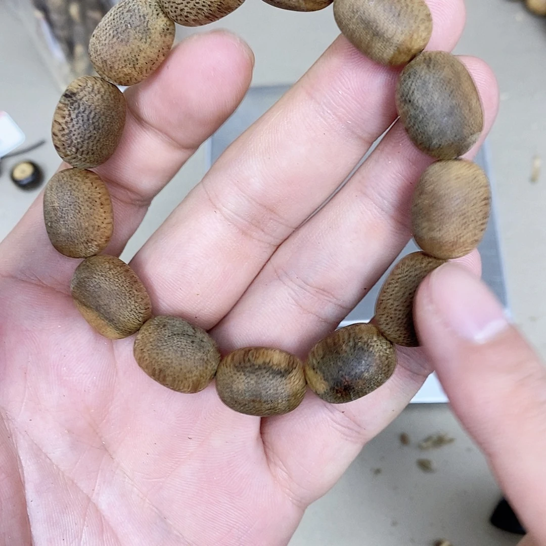 余***你沉香沉香碎屑越南芽庄野生白奇楠1.2