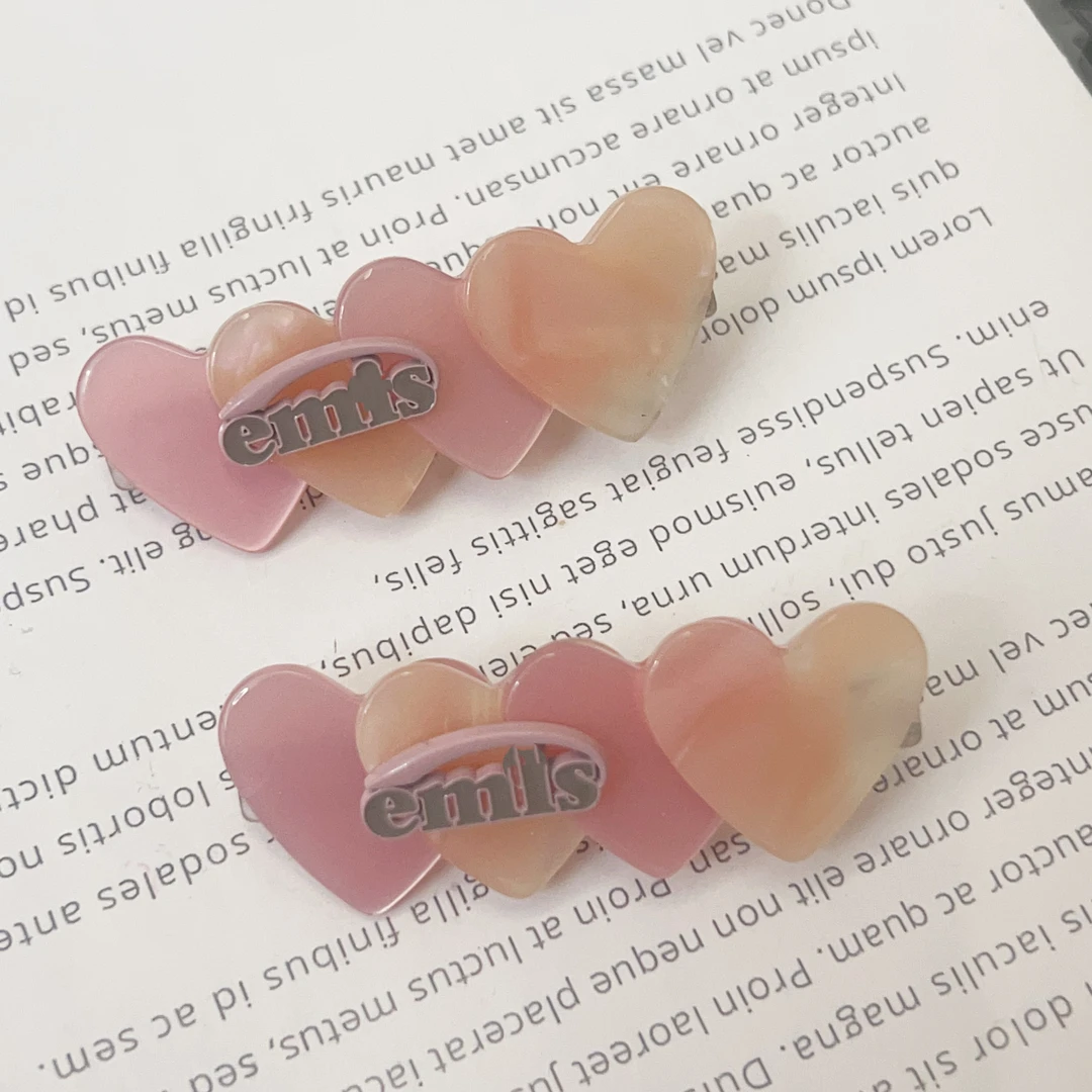 醋酸爱心字母侧边夹刘海夹J612