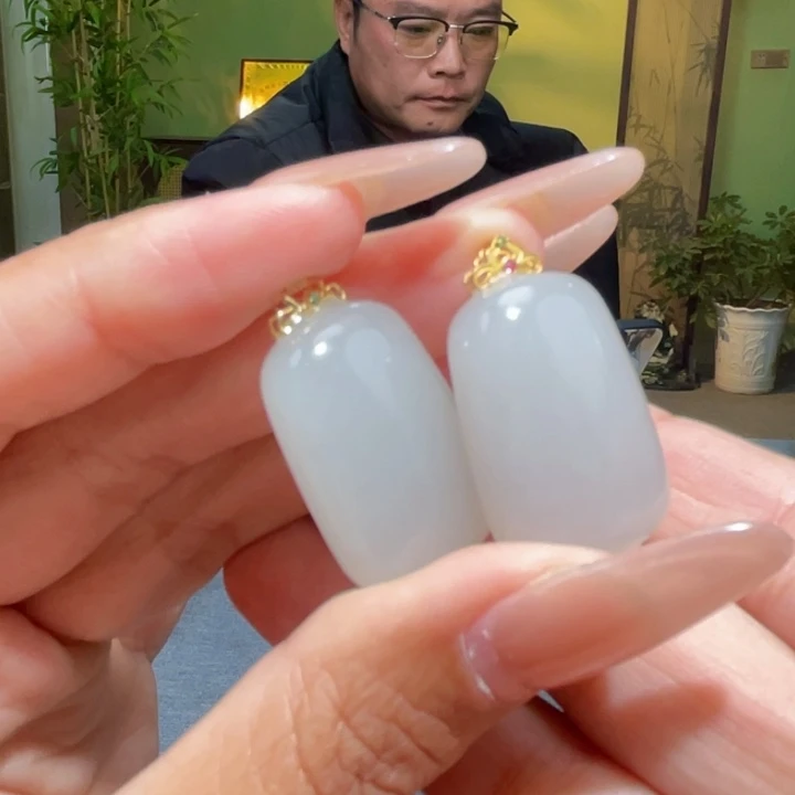 和田玉未镶嵌颈饰多样性发货，发其一