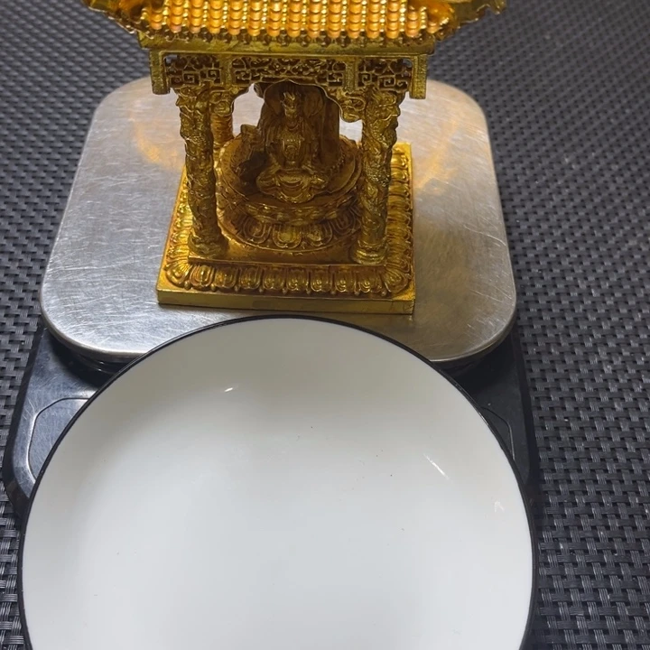 摆件漫***伯瓷器的制作工艺和