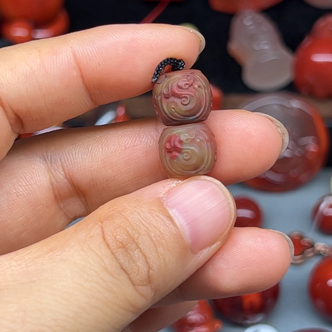 南红玛瑙未镶嵌配饰