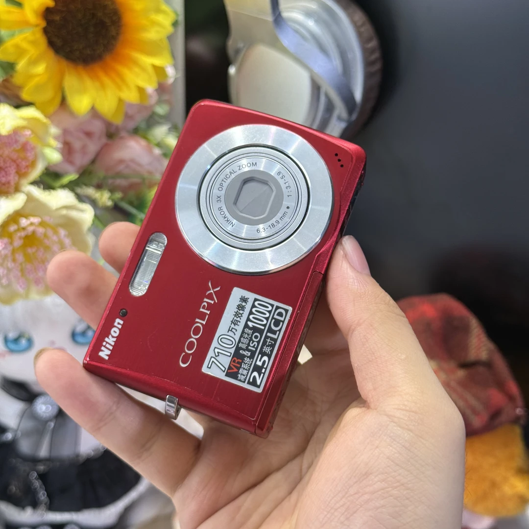 9新 Nikon/尼康 尼康s200色彩感好滤镜多适合新手带配件