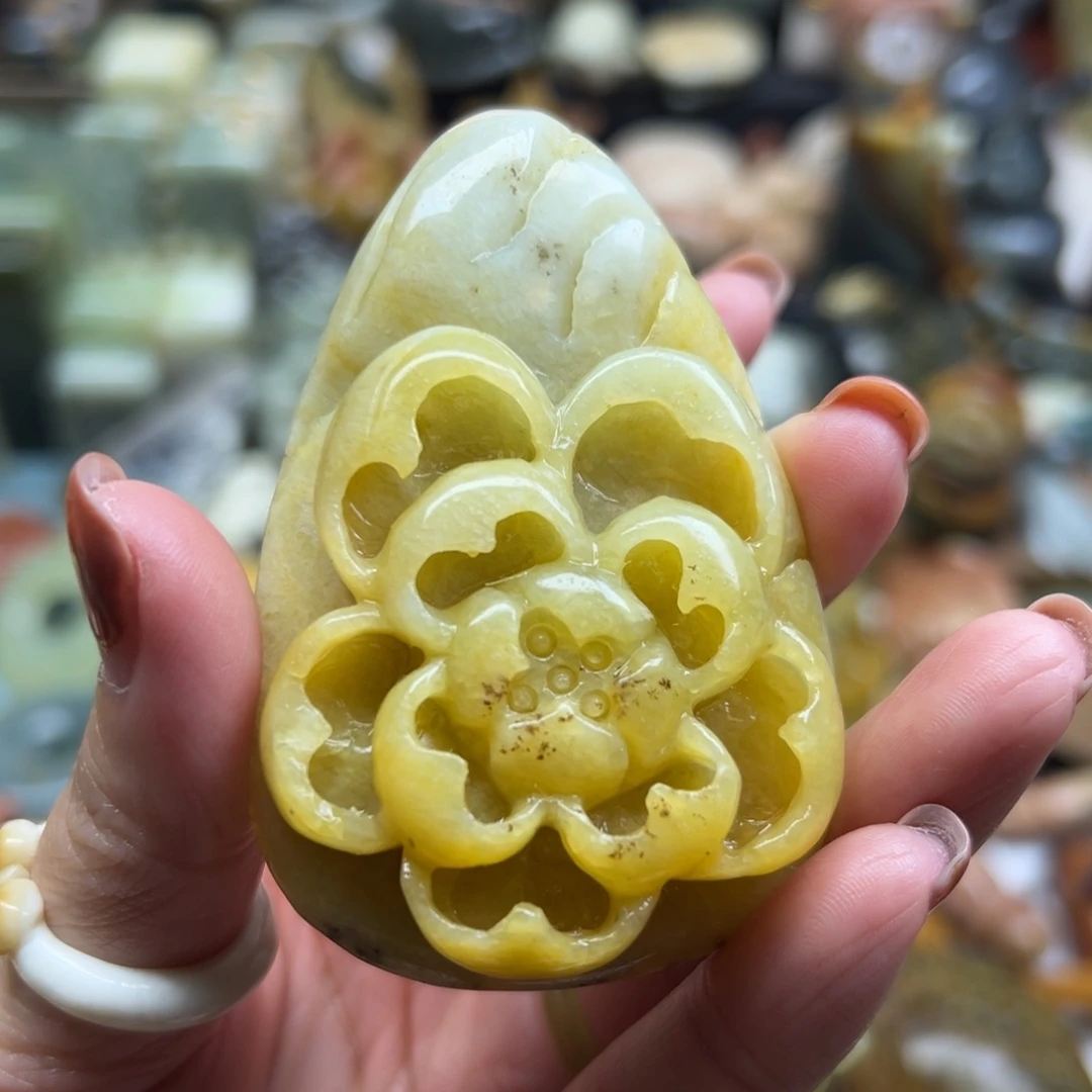 岫玉未镶嵌颈饰花玉有钱花挂玩都可以