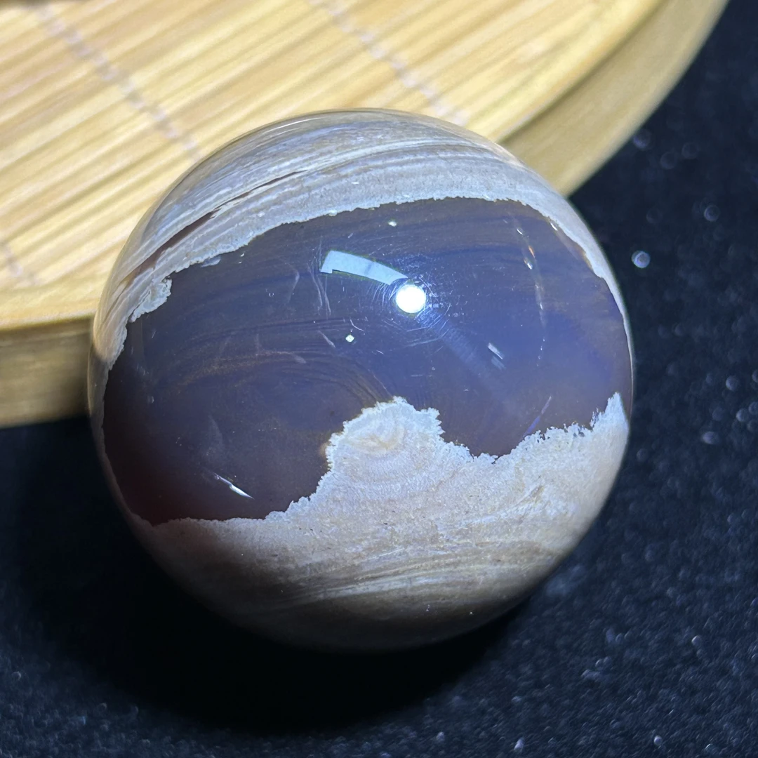 缅甸琥珀青瓷根蜡溶洞（眼镜）单珠30.8mm