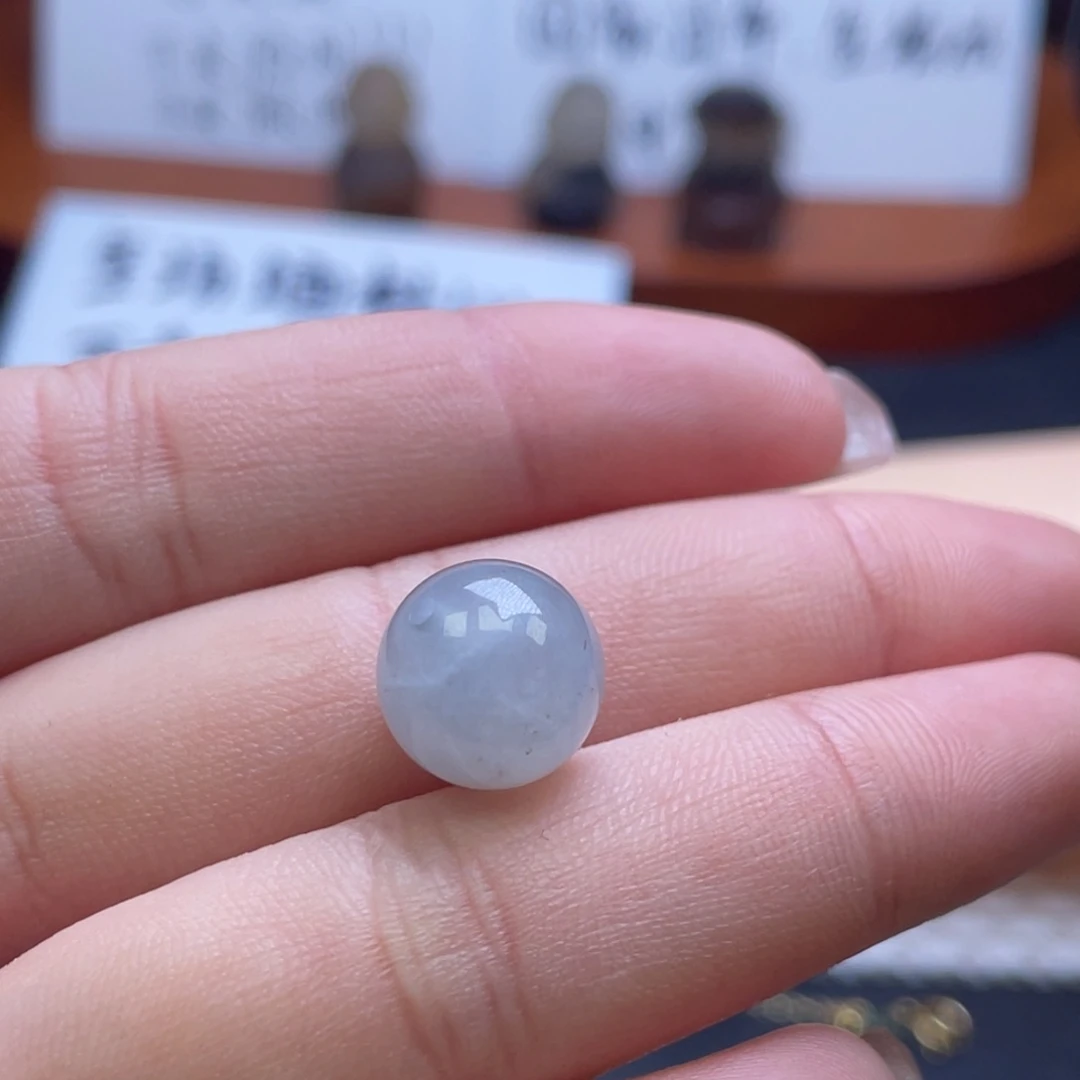 颈饰未镶嵌翡翠翡翠（有棉纹）