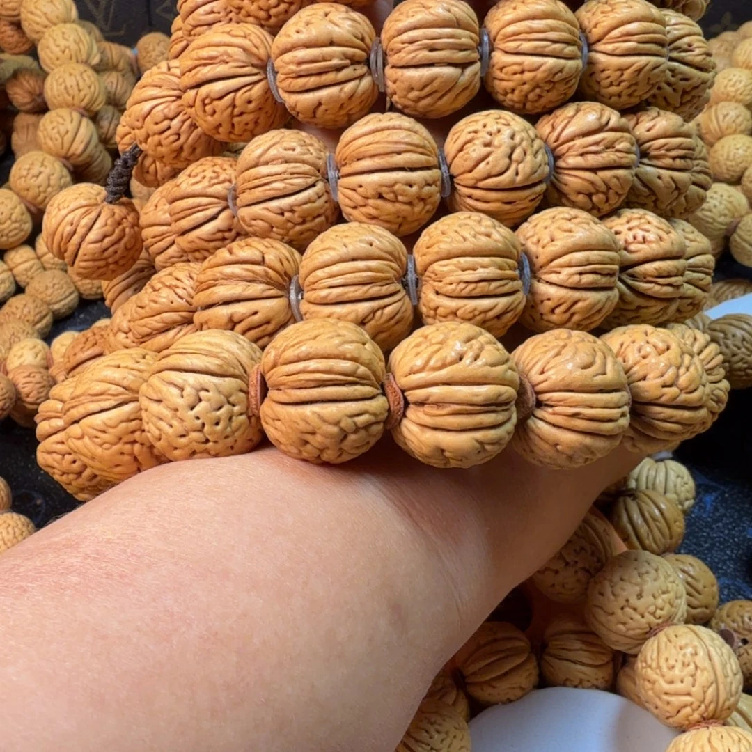 桃核吊坠老树苹果