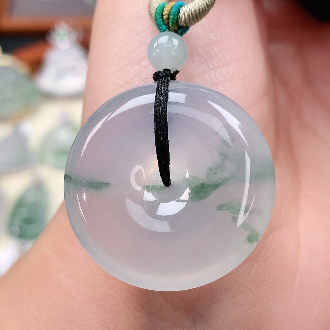 颈饰未镶嵌翡翠扣