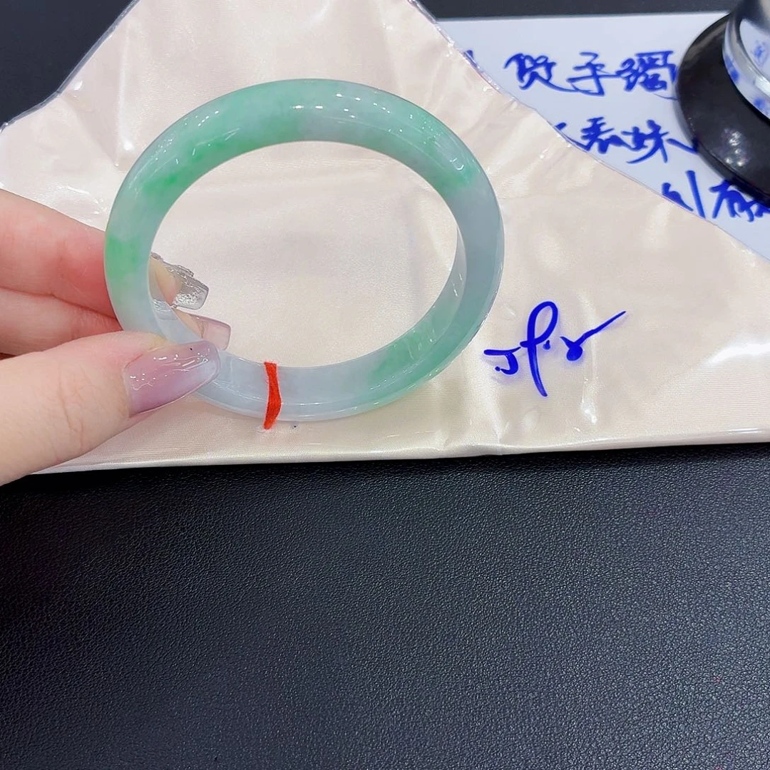 翡翠未镶嵌手镯天然缅甸翡翠手镯59
