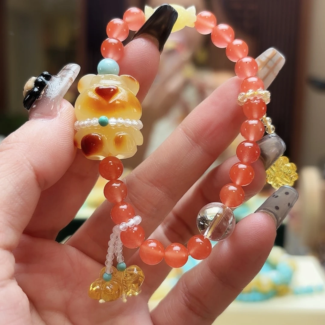 琥珀手镯未镶嵌琥珀