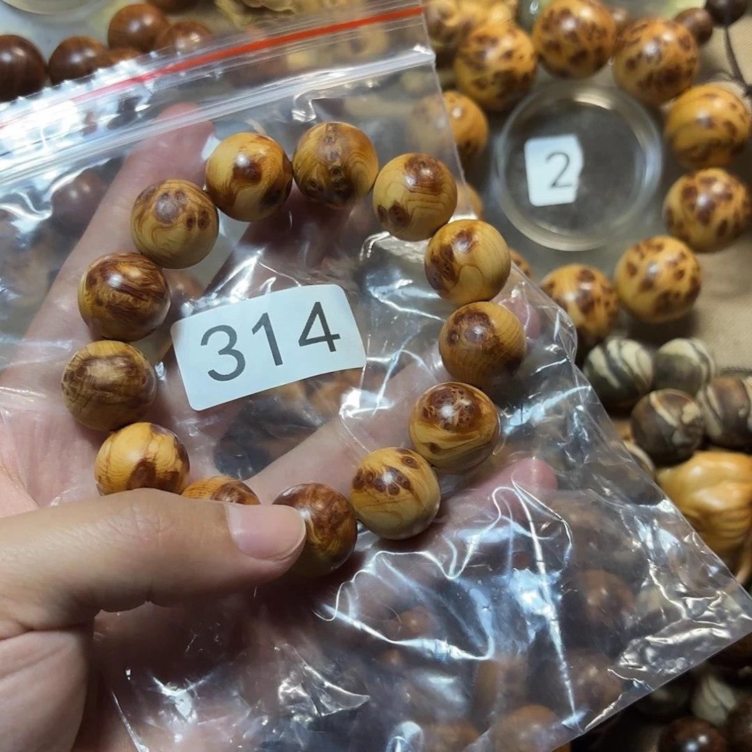 柏木（崖柏）崖柏1.8留疤—314