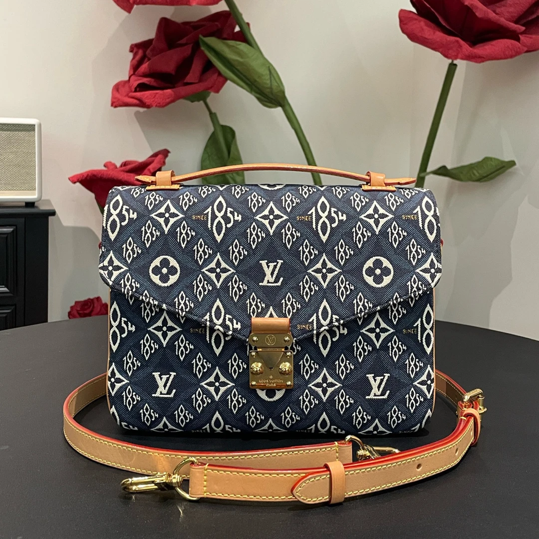 95新 LouisVuitton/路易威登 1854系列邮差手提斜挎包
