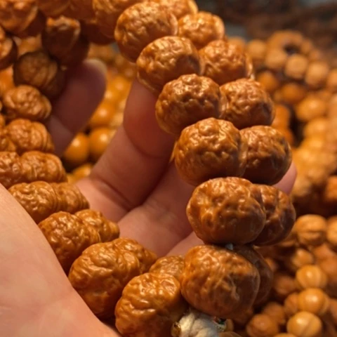 【闪购商品】手串猴头核桃岩产