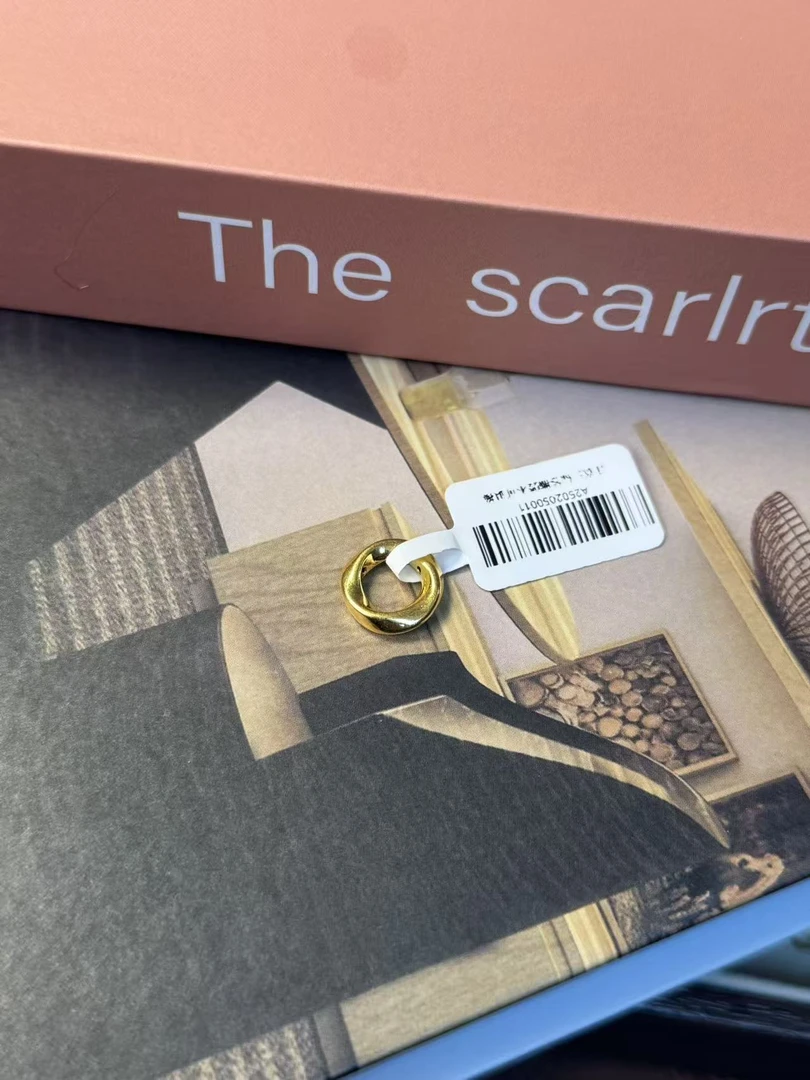 通体足金999  莫比乌斯环