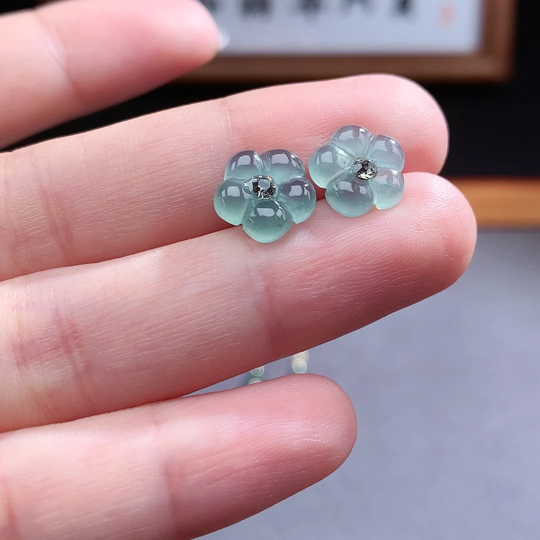 翡翠手镯（圆镯）未镶嵌