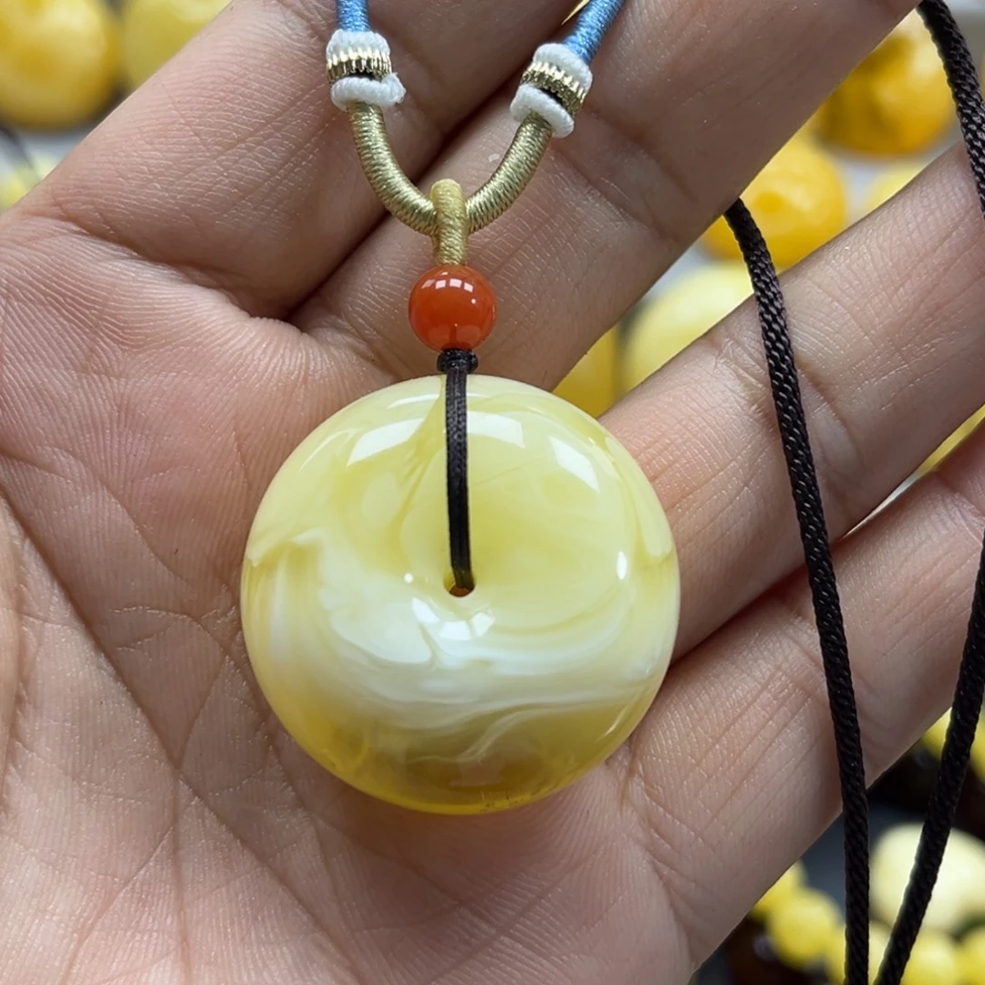 蜜蜡未镶嵌珠宝奇石