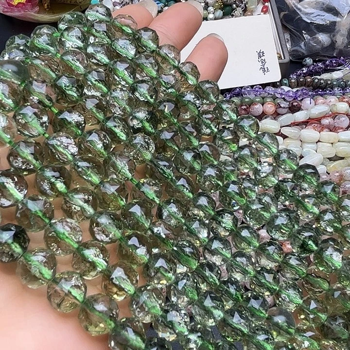 玛瑙/玉髓未镶嵌珠宝半成品T293  9.6m绿色阿塞水晶硬切圆珠一条