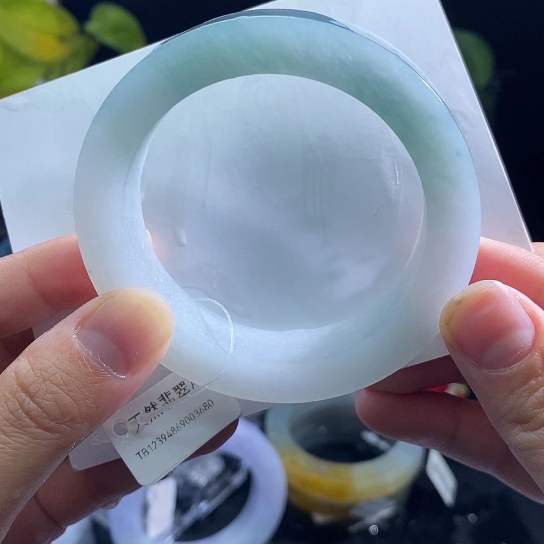 未镶嵌翡翠定制翡翠