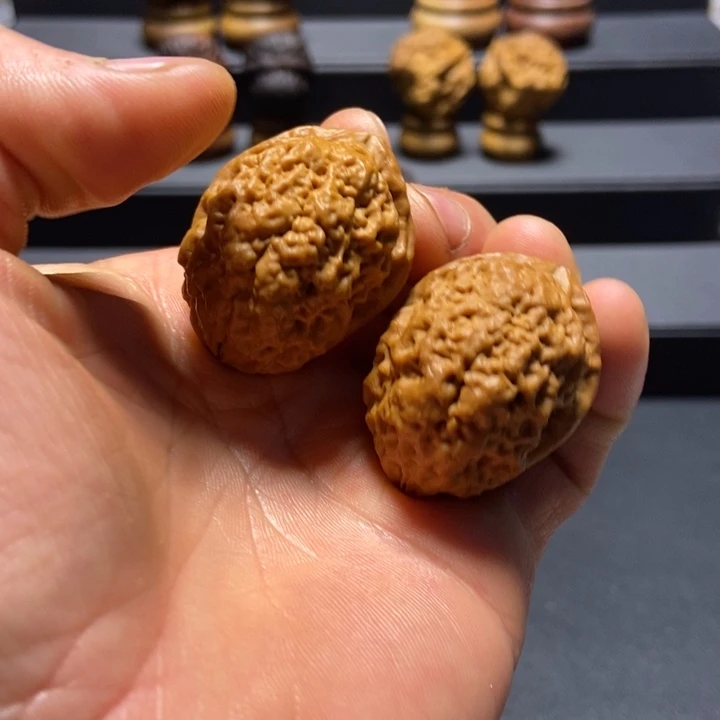 文玩核桃吊坠浪****换B毒液34