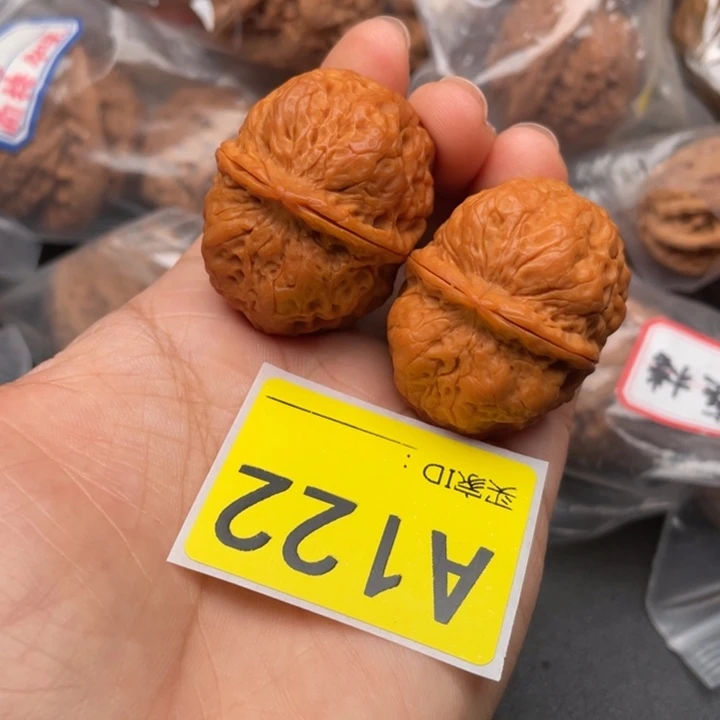 文玩核桃吊坠核桃