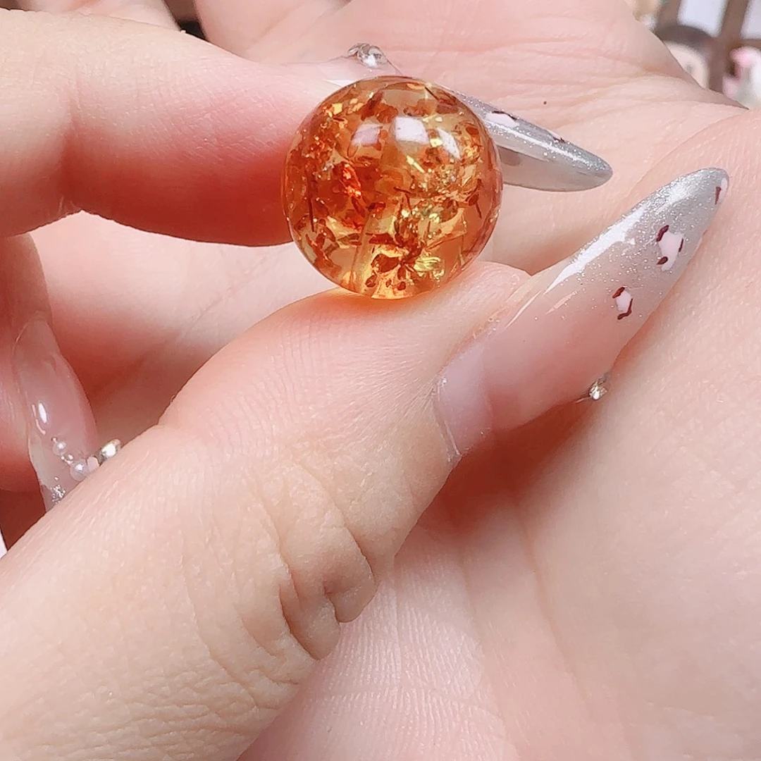 芳***石未镶嵌琥珀手串单珠