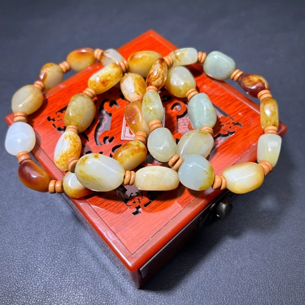 新疆和田玉 原石手串 9-10颗 一物一证 拍一发一多样性发货