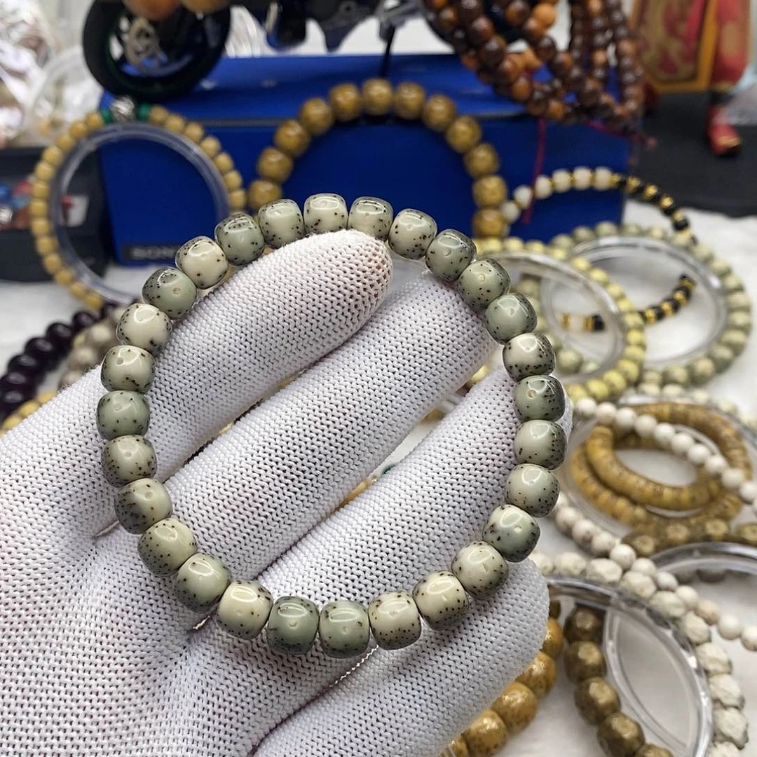 星月菩提手串权**弊黄金瞳