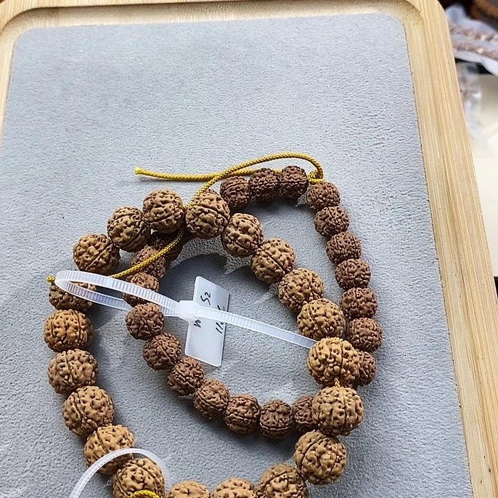 手串金刚菩提八、花王