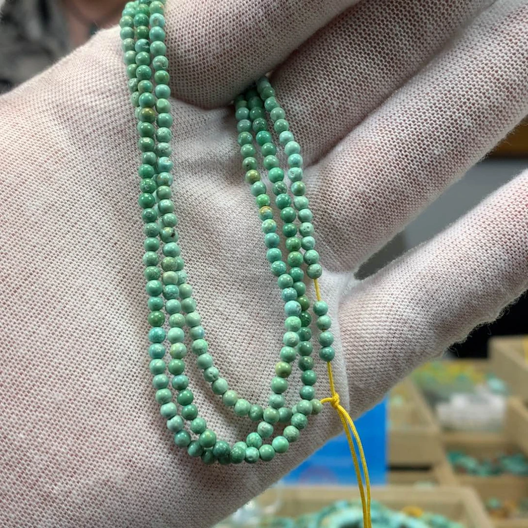 绿松石未镶嵌挂件