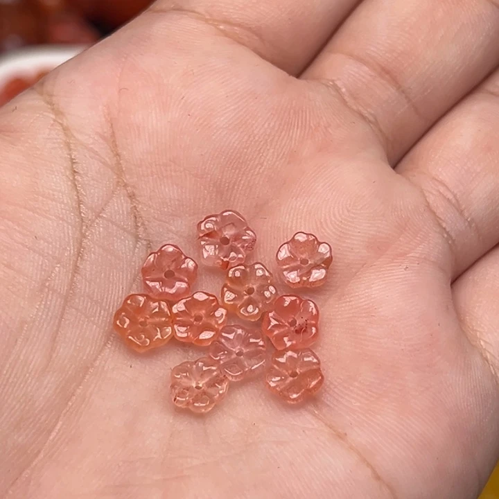 南红玛瑙未镶嵌吊坠(不含链)多样性