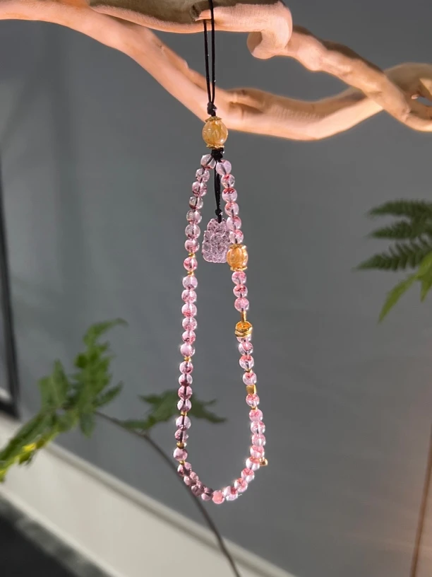 超七金草莓九尾狐狐手机链（九尾狐多样性随机发）