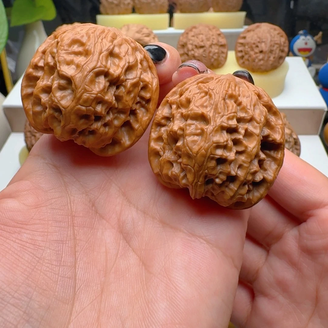 把件核桃39尺寸野狼