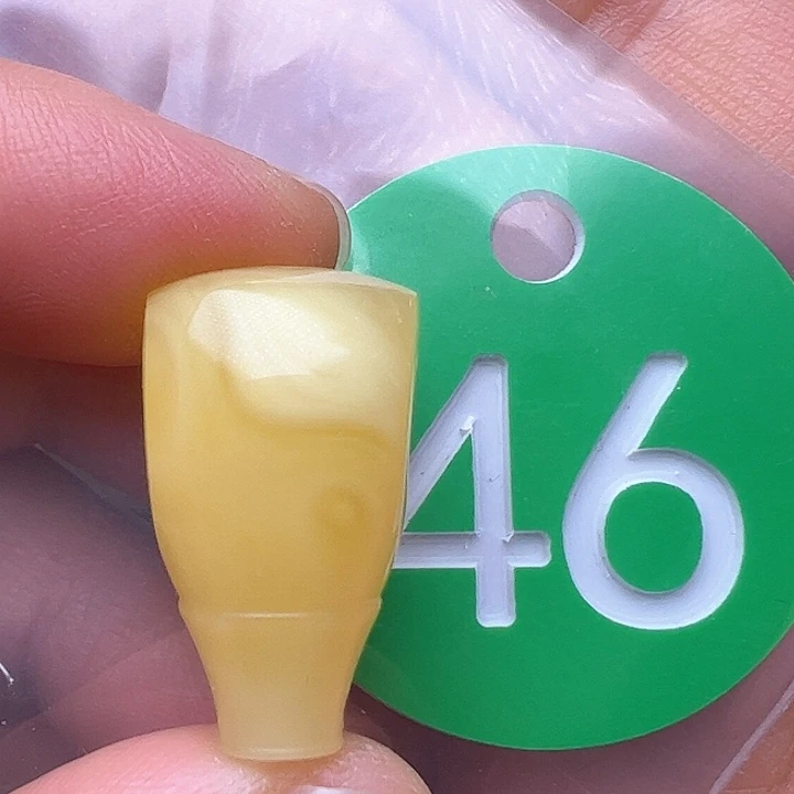 蜜蜡裸石未镶嵌冰片13m m