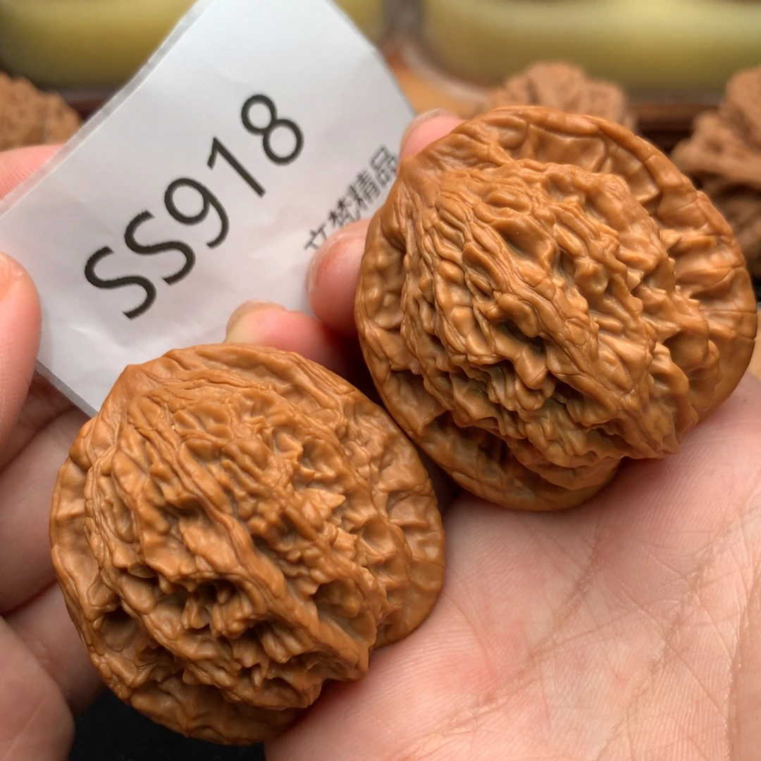 文玩核桃把件全品虎头43