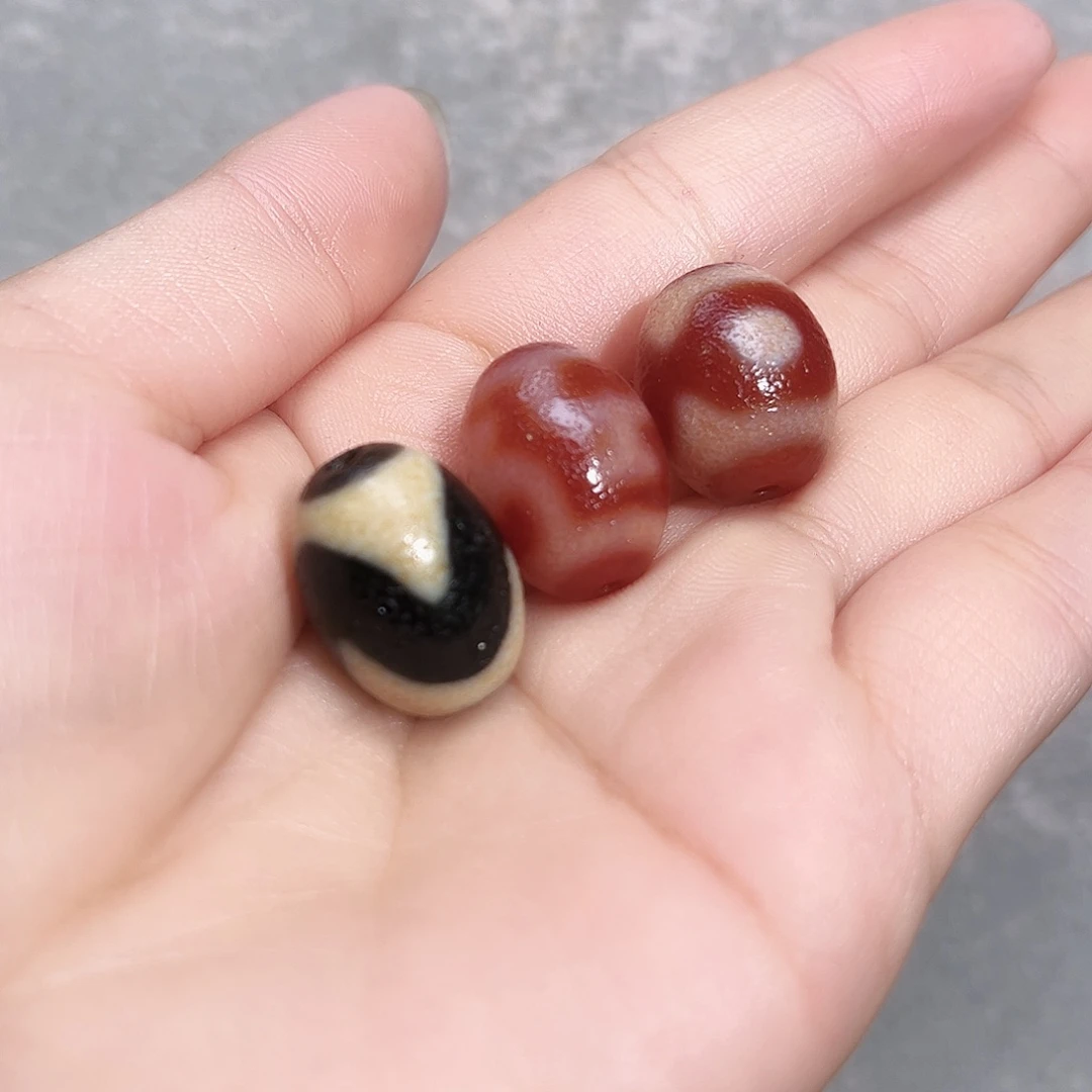 七***月玛瑙/玉髓未镶嵌颈饰