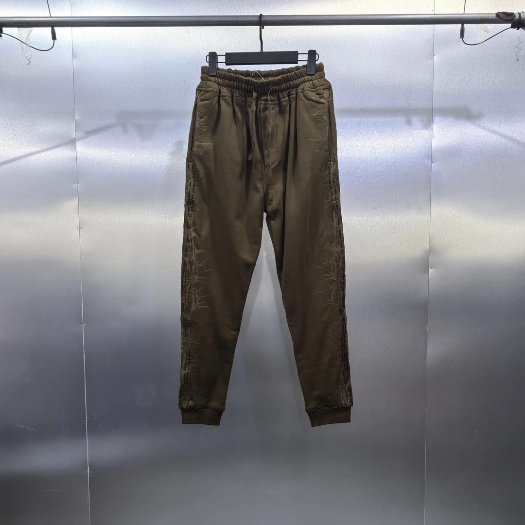 R01-111920-HAI春秋款潮流侧边立体刺绣设计宽松百搭束口运动裤