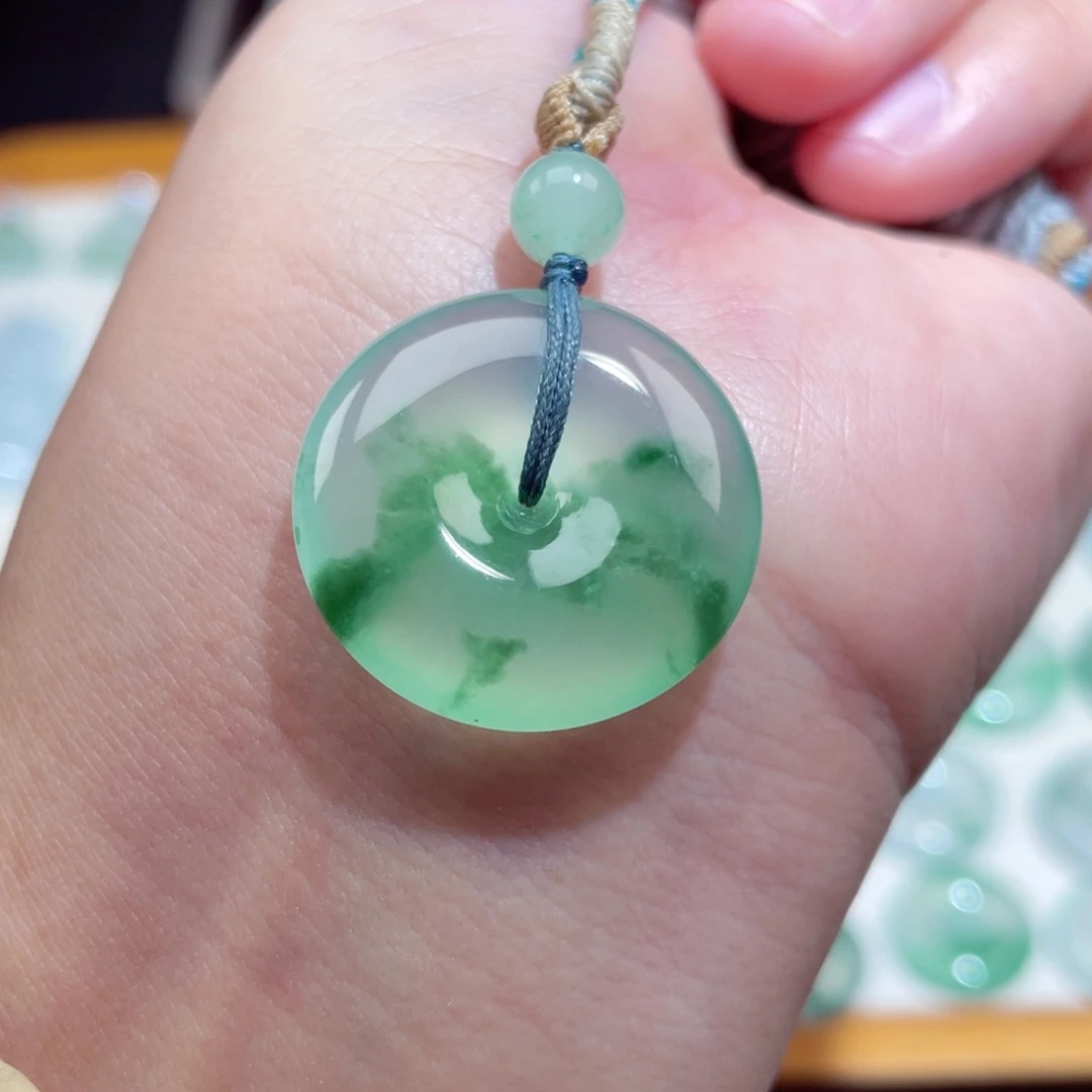 颈饰未镶嵌翡翠扣子