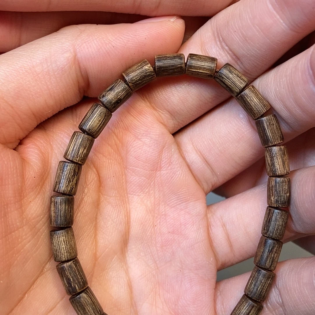 沉香手串天然野密之那4克左右，07