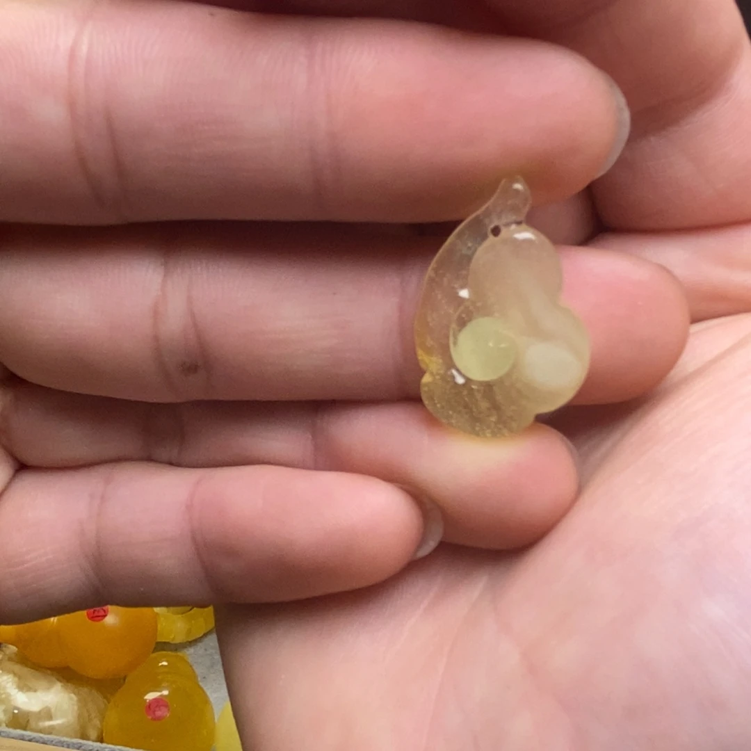 琥珀未镶嵌裸石蜜蜡