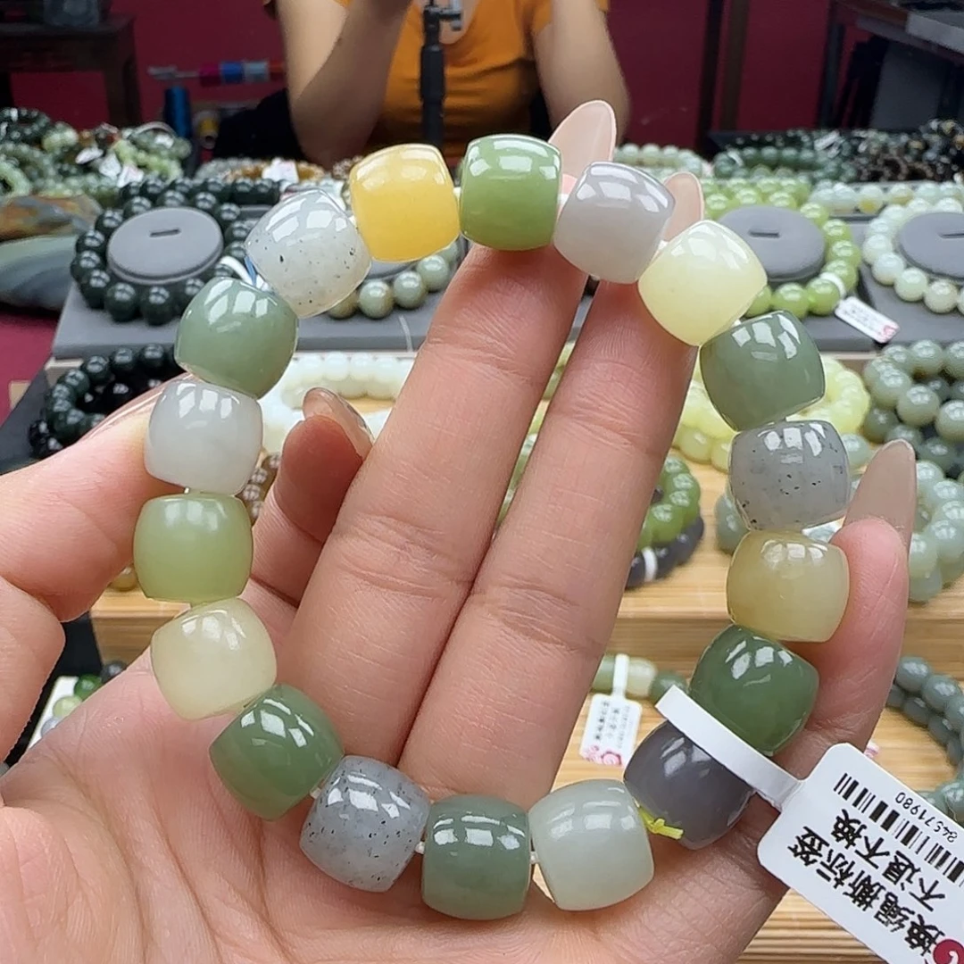 和田玉未镶嵌手串