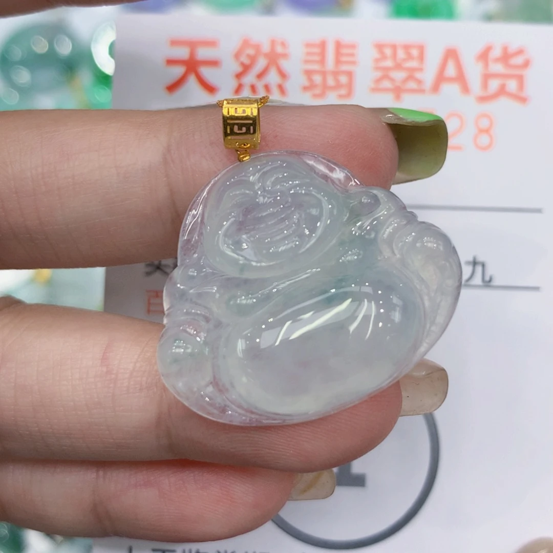 翡翠18K金镶嵌颈饰888888888