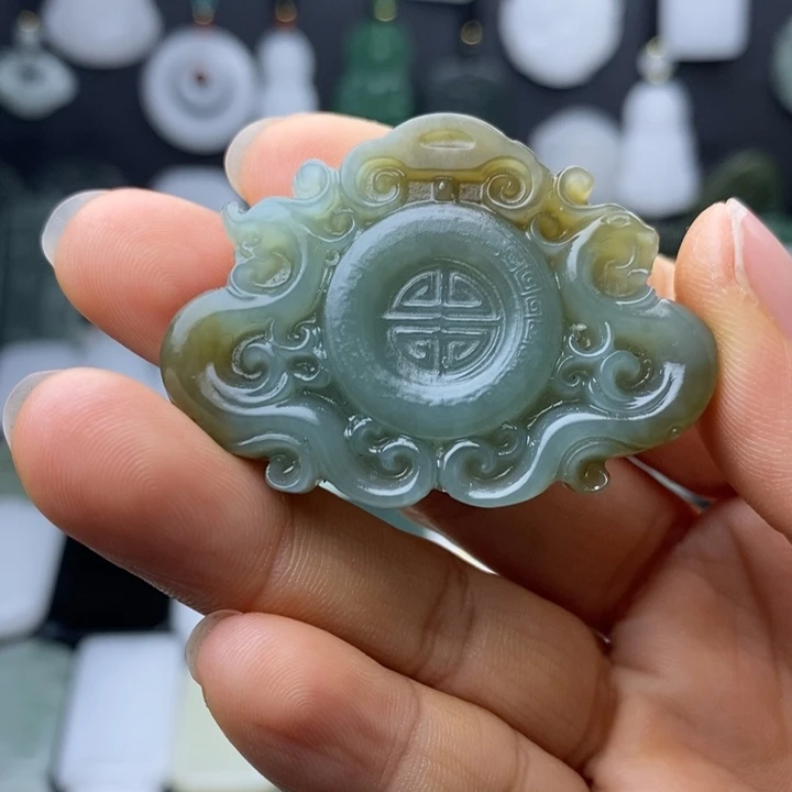༺***༻和田玉未镶嵌颈饰