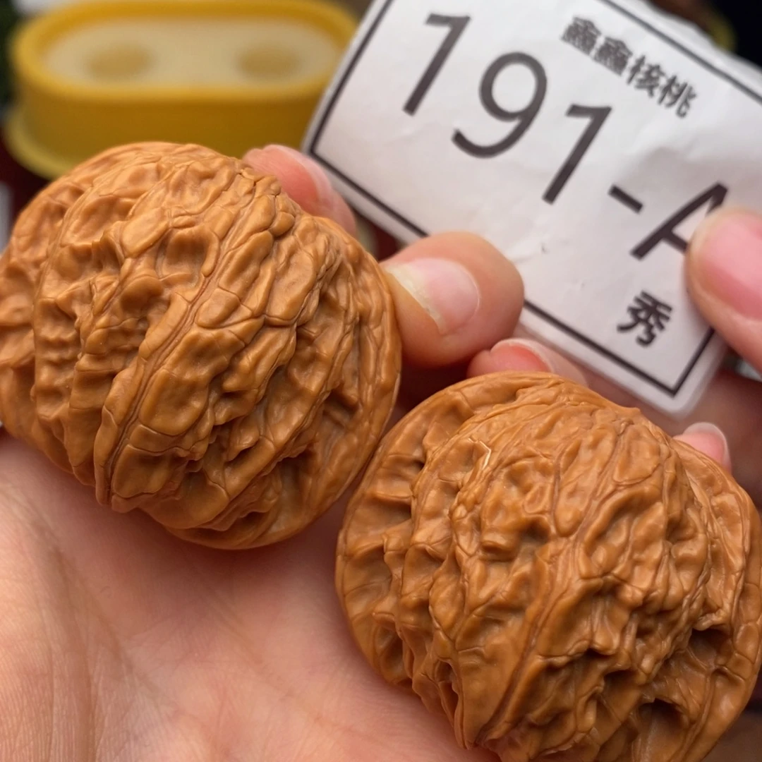 文玩核桃把件正磨41……