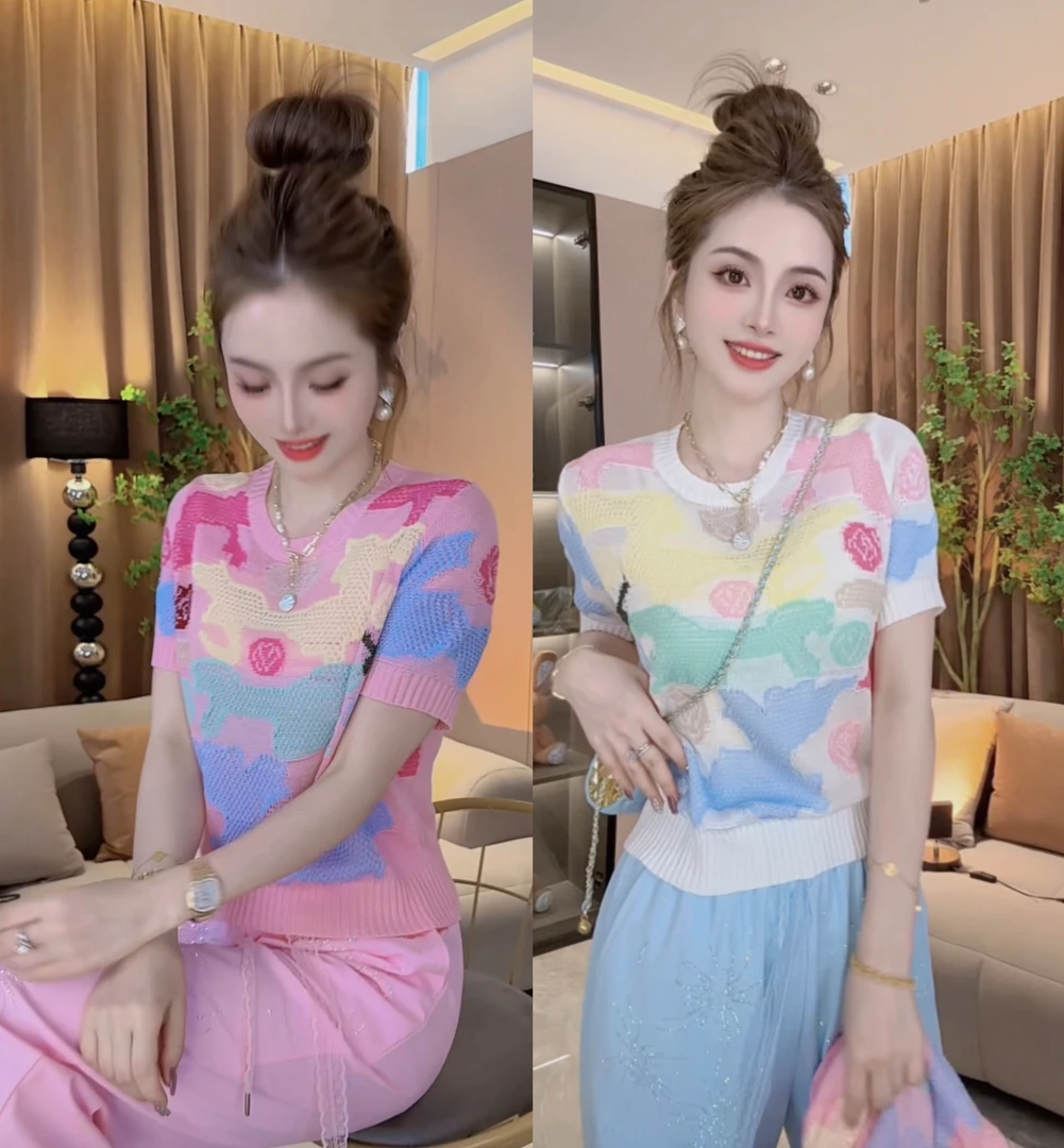 SS.studio/双双：“花线图纹”25款夏款眼前一亮欧洛风冰凉丝上衣