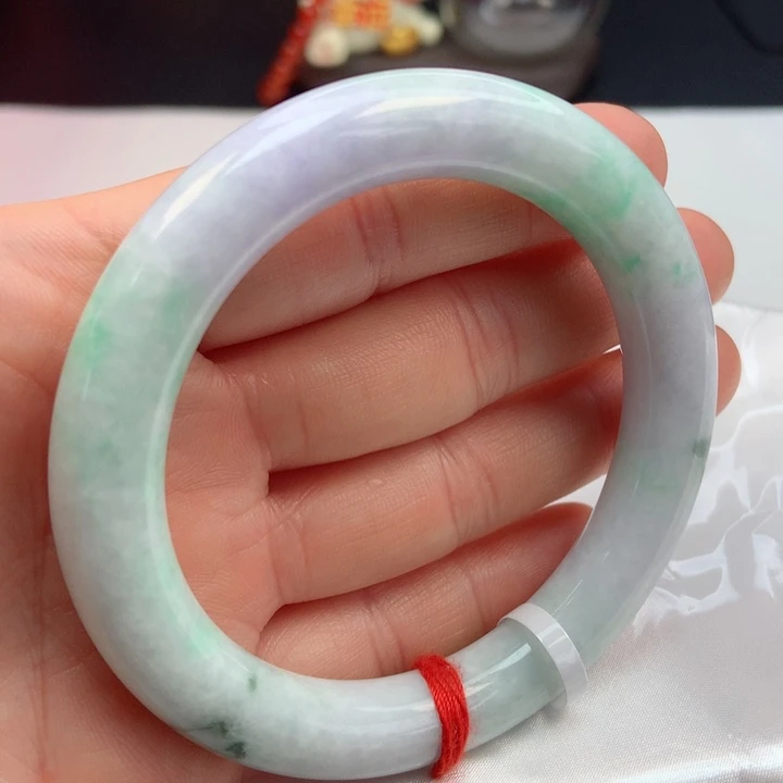 翡翠手镯未镶嵌57圈