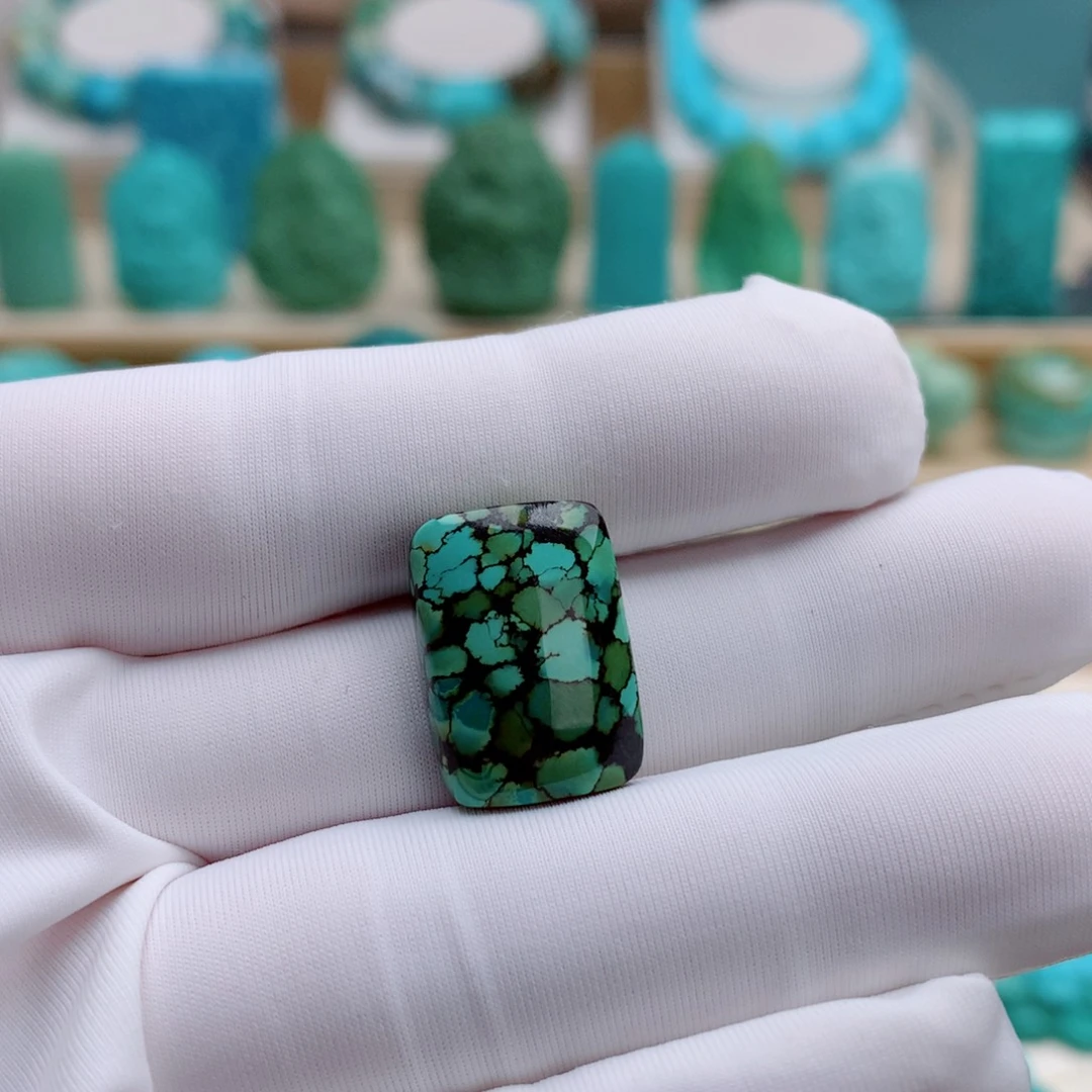 绿松石未镶嵌挂件