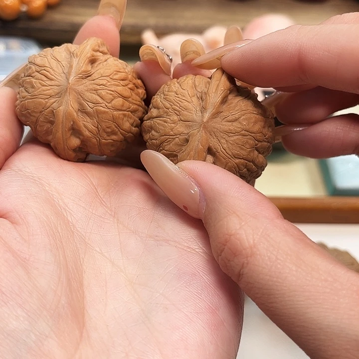 ****狼文玩核桃吊坠乾隆磨