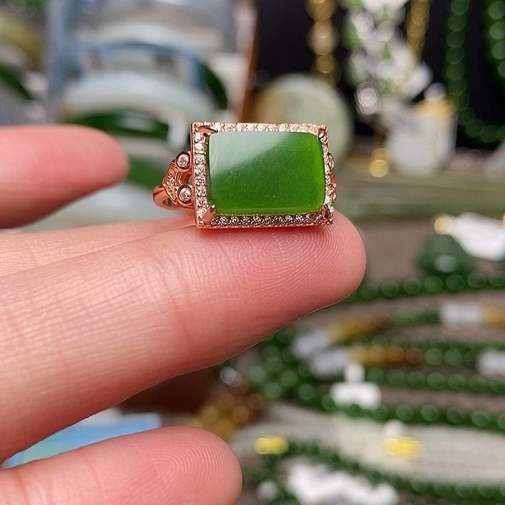 和田玉未镶嵌戒指