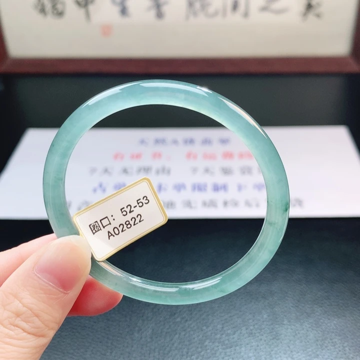 翡翠未镶嵌手镯翡翠手镯18